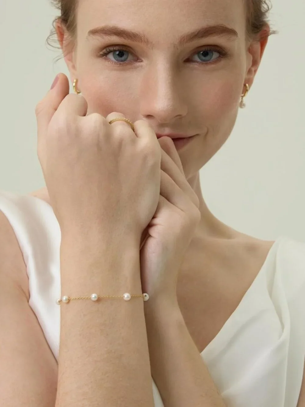Trendy 925 Sterling Silver Freshwater Pearl Bracelet for Women - Elegant Jewelry
